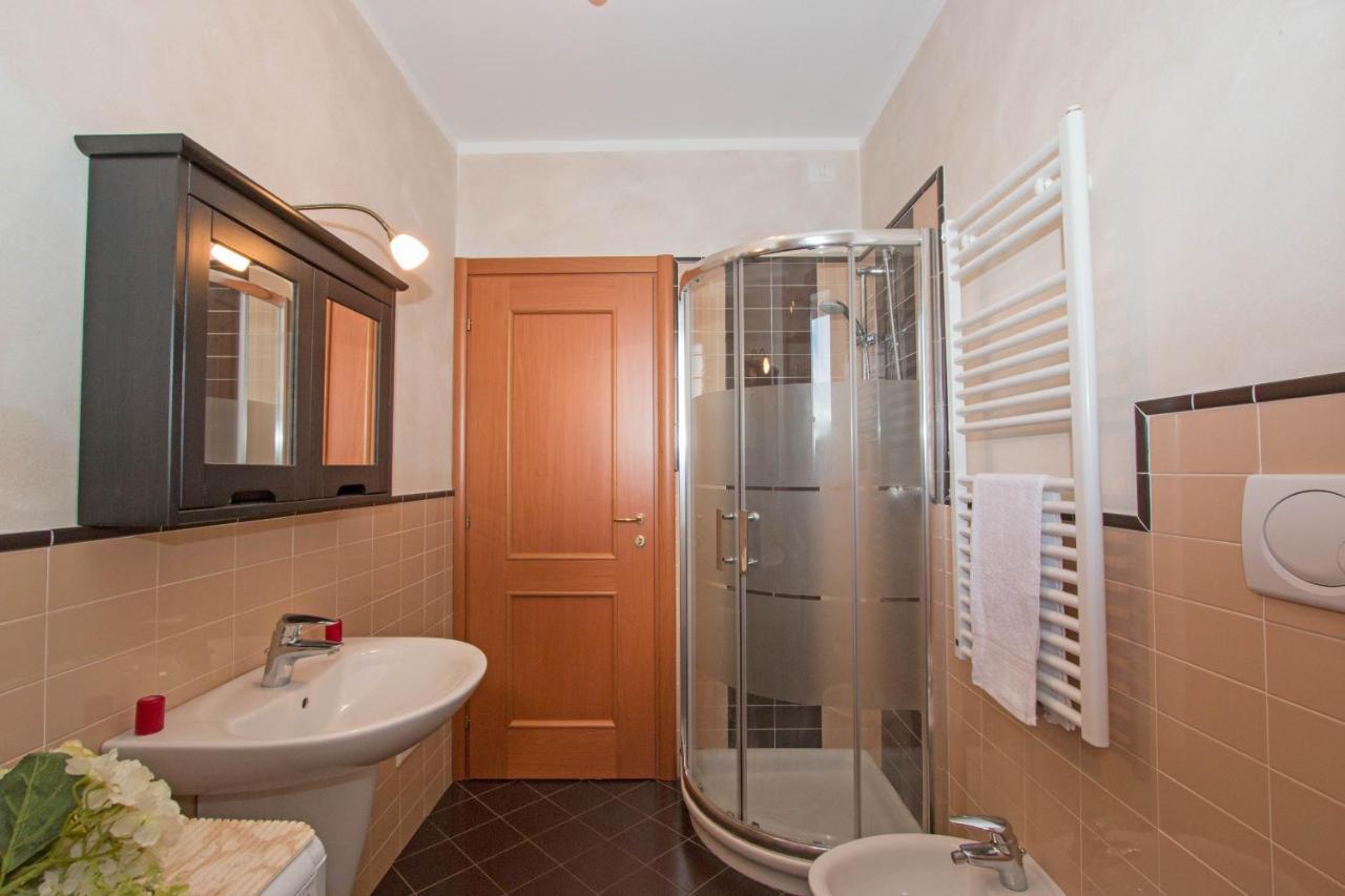 Baglio Degli Ulivi 3 Apartment By Wonderful Italy Sirmione Ngoại thất bức ảnh